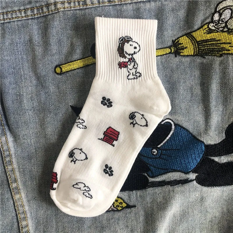 Cartoon Snoopy Medium Tube Socks for Couples