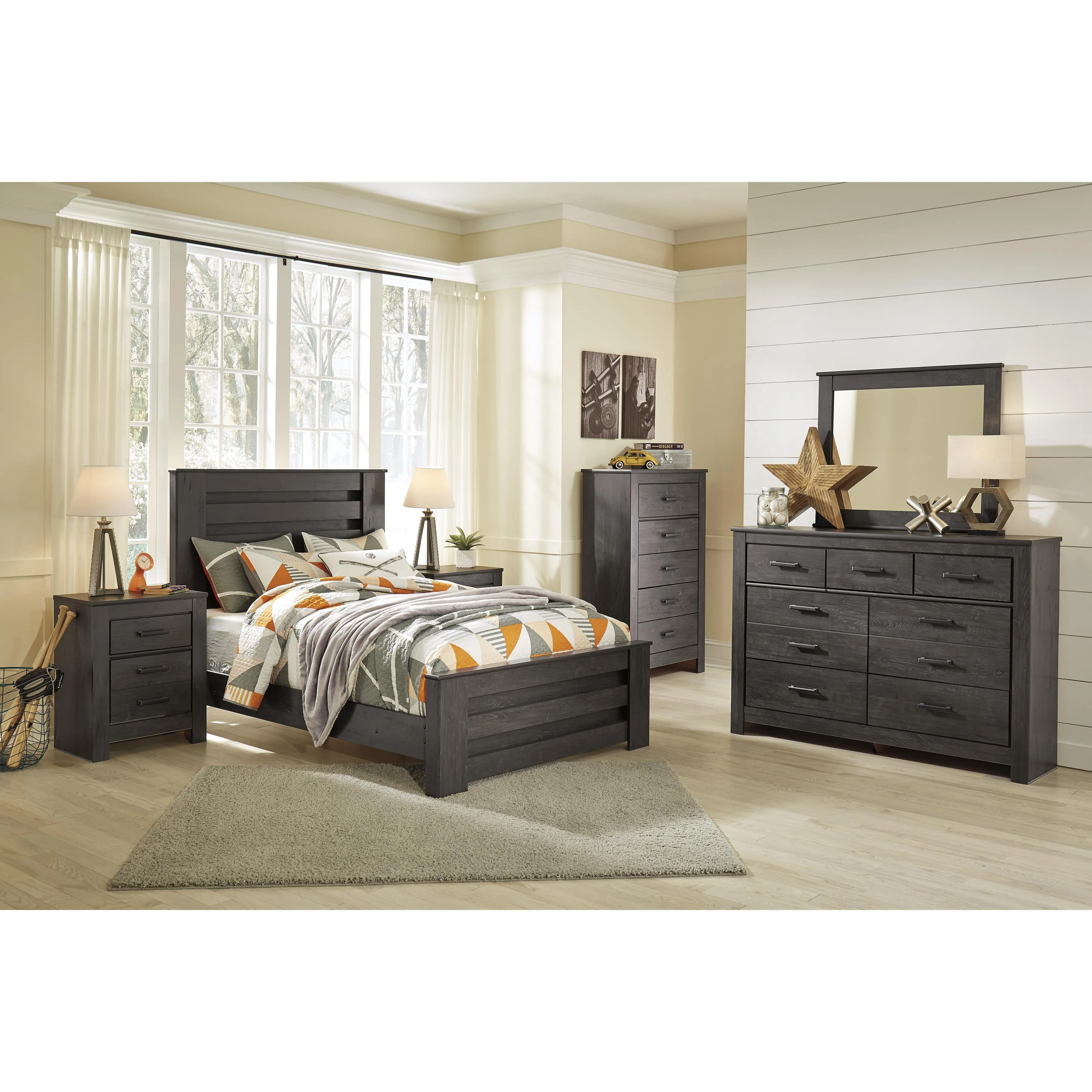 Signature Design by Ashley Brinxton 7-Drawer Dresser with Mirror B249-31/B249-36