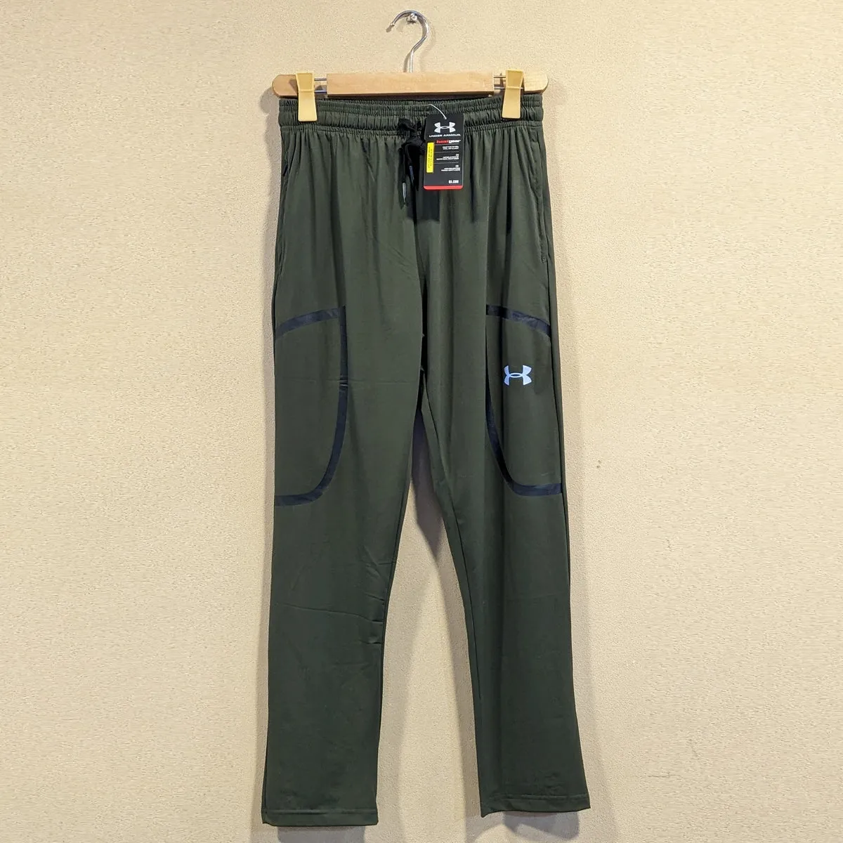 UN - Men 'Dark Green' 4-Way Stretchable Dry Fit Trouser SP33